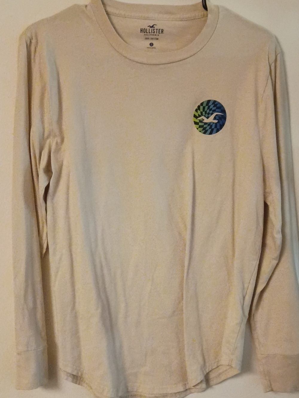 Hollister Cream Long Sleeve Tee with Blue & Green Chest Graphic Size Small